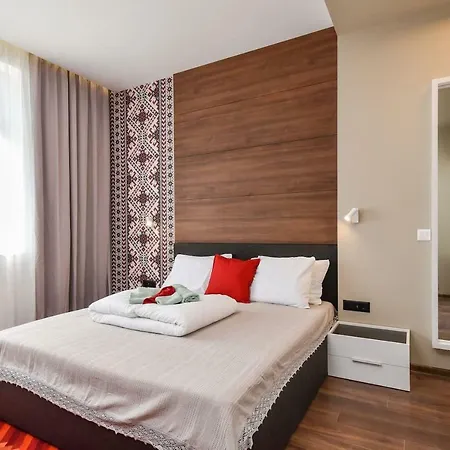 Tradition And Modernity Combined In A Three Bedroom Two Bathroom Lux Apartment *