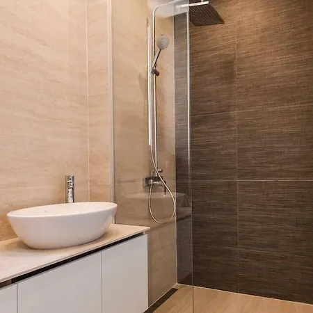 Tradition And Modernity Combined In A Three Bedroom Two Bathroom Lux *