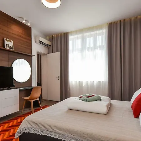 Tradition And Modernity Combined In A Three Bedroom Two Bathroom Lux Apartment
